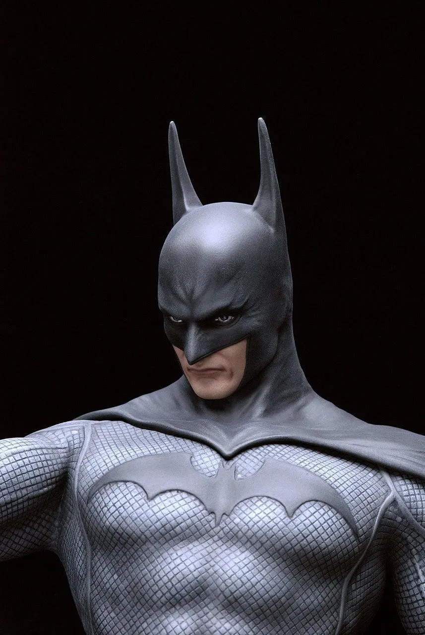 Batman 1/6 Scale Statue Luis Royo by Yamato