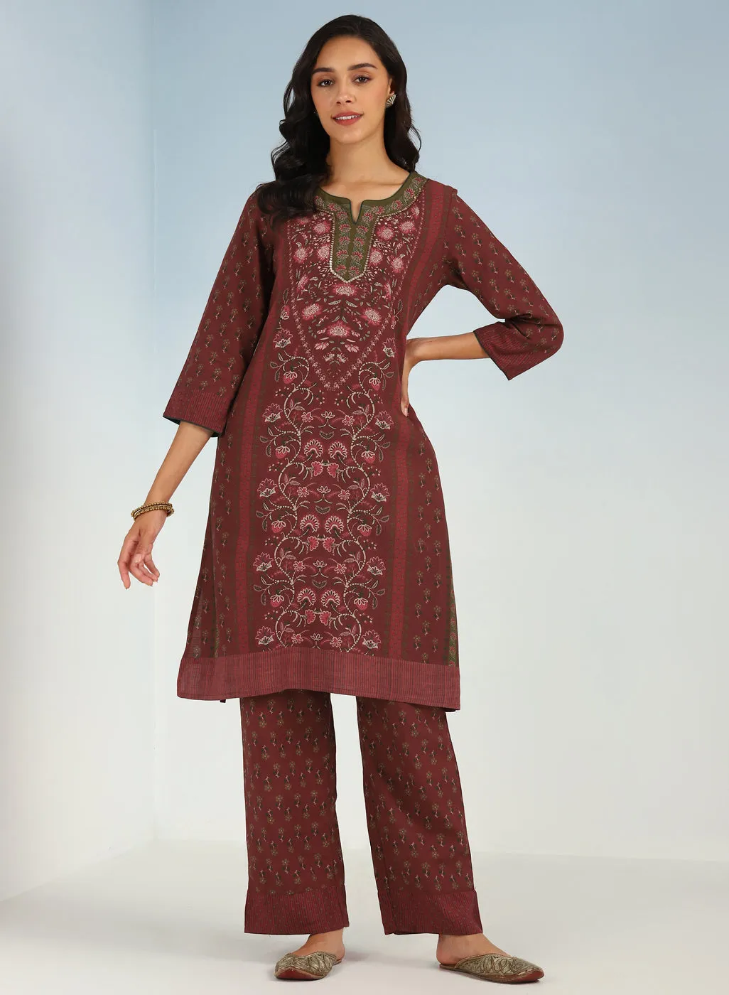 Fuchsia Kurta Set with Round neck and Contrast Front Placket