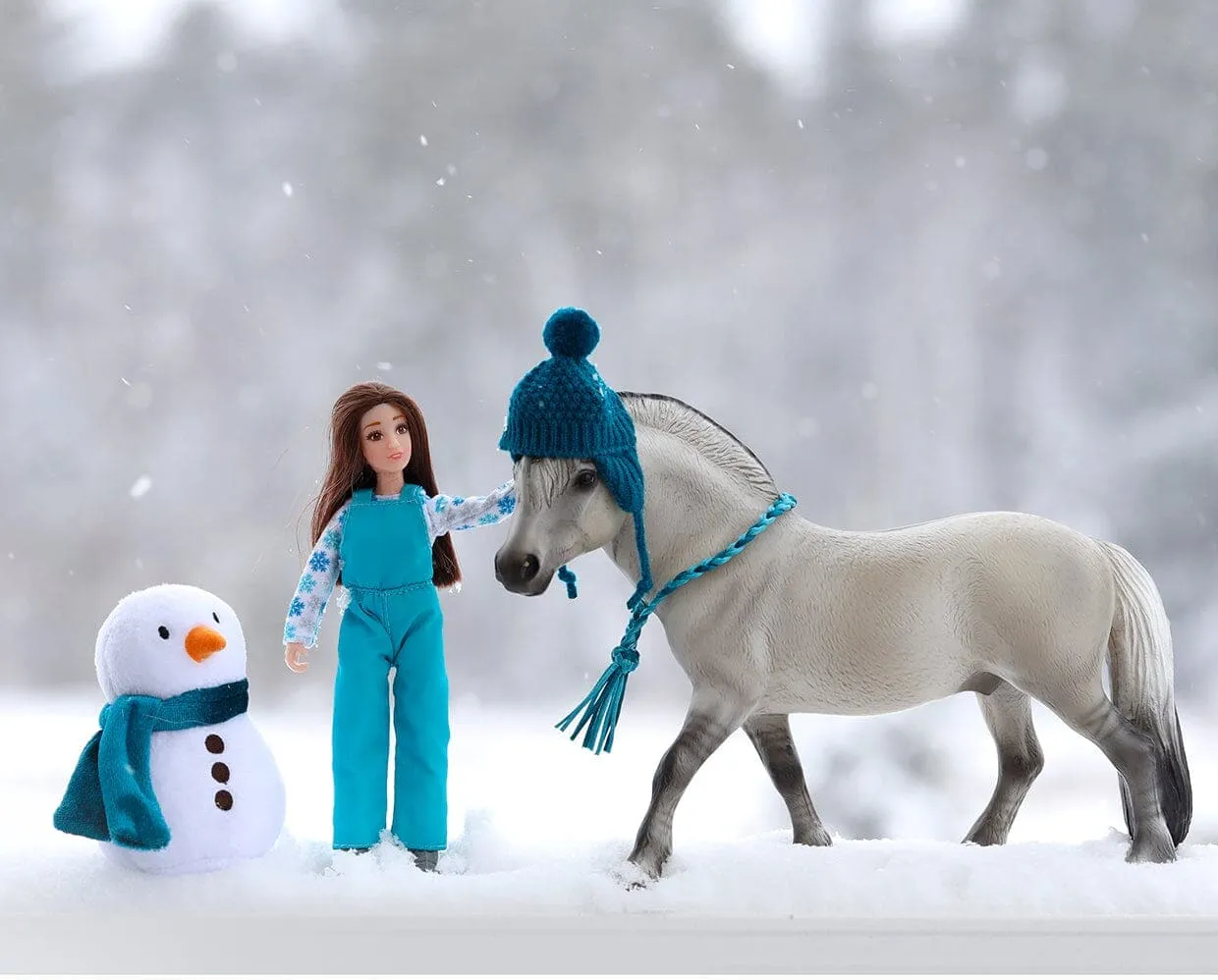 Pony Snow Day | Holiday Pony Playset - Tinsel